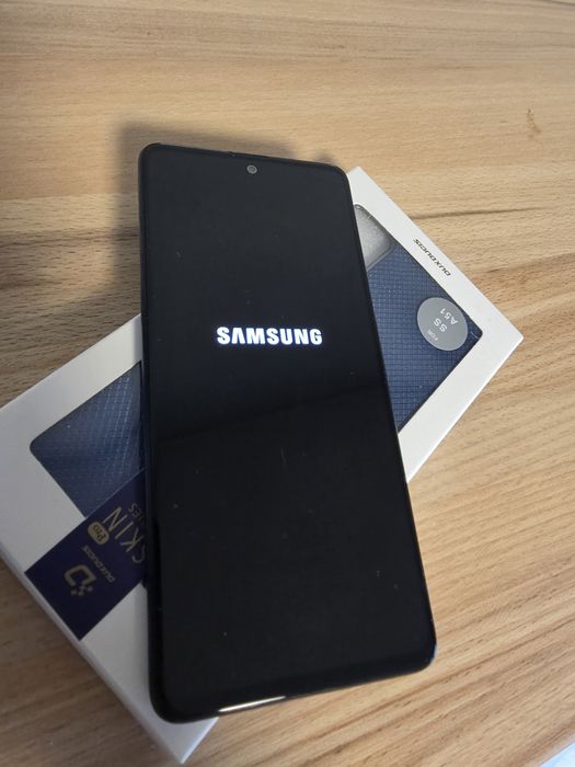 Telefon Samsung Galaxy A51 plus etui