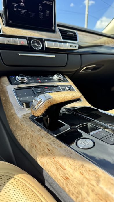 ОФІЦІЙНА Audi A8 Long quattro Ауді 2013 р 3,0 ДИЗЕЛЬ Нефарбована 8АКПП