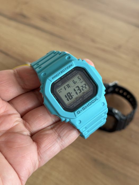 Zegarek Casio G-Shock GW-M5610 niebieski