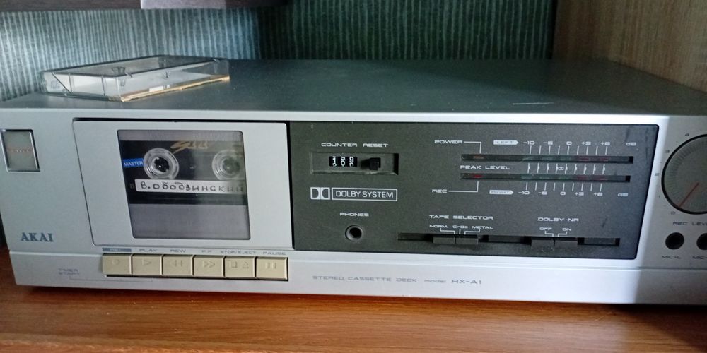 Магнитофон AKAI hx-a1