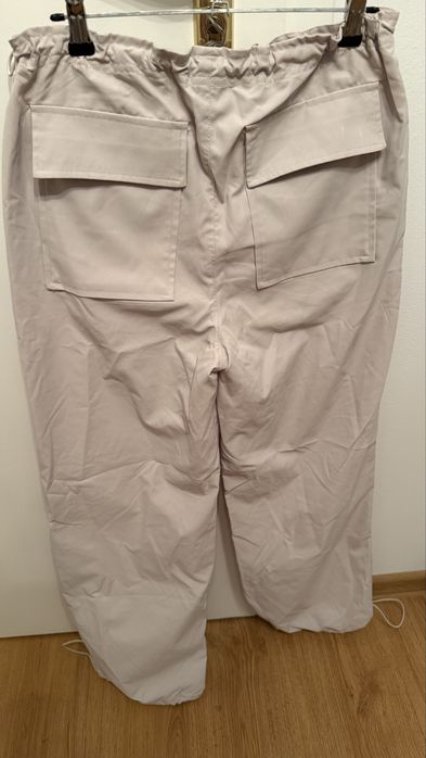 Spodnie Cropp r.32