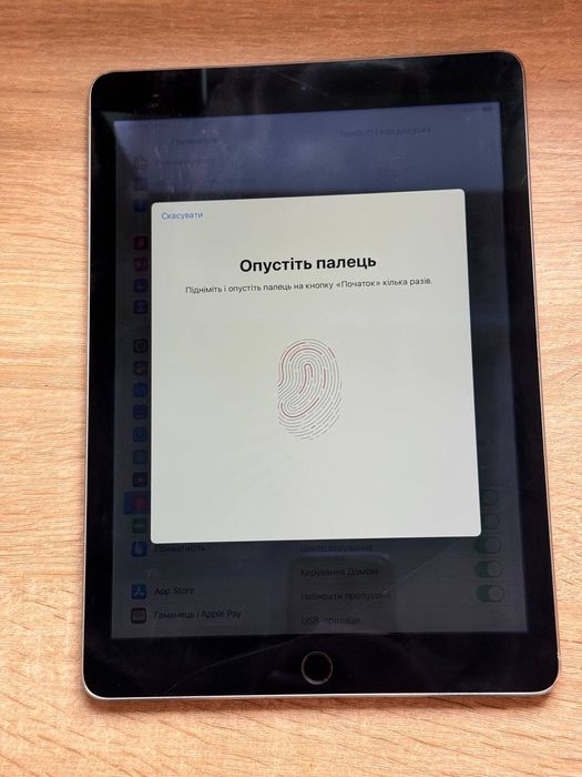 Ipad air 2 64gb справний