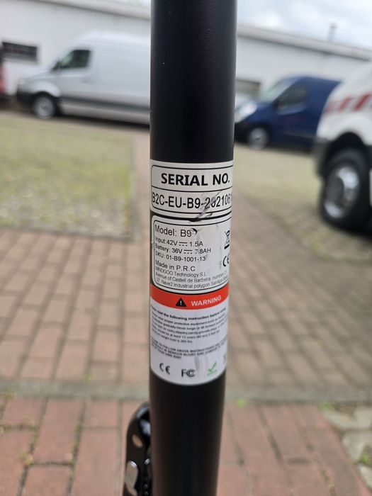 Електросамокат Windgoo B9