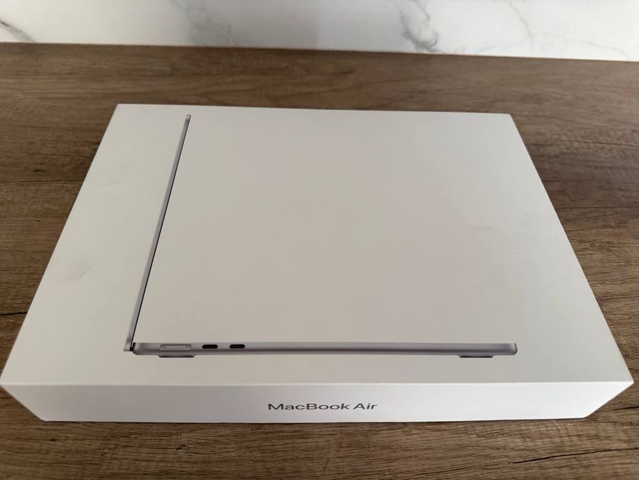 Macbook m5 16/ 512/13