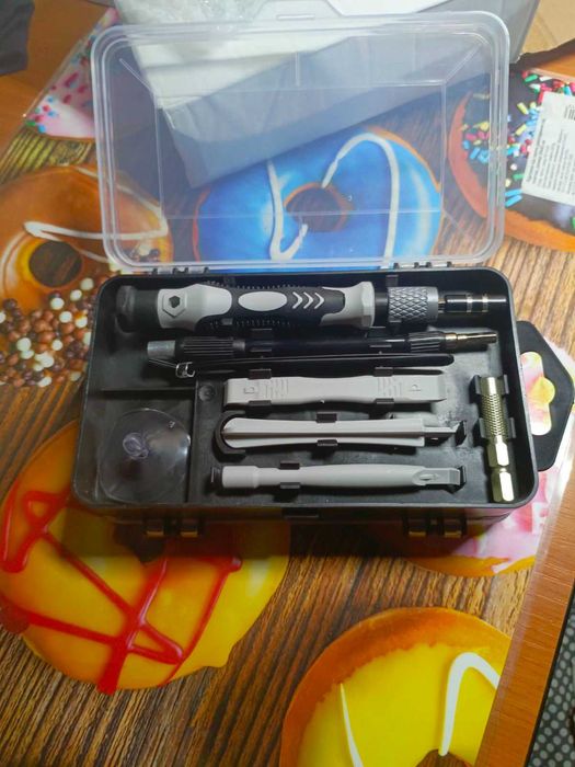 Набір викруток 115-в-1 з підвищеною міцністю та магнітними функціями