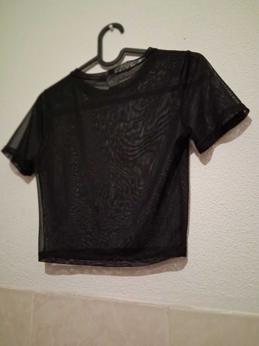 Vestido Pull&Bear,com top transparente.