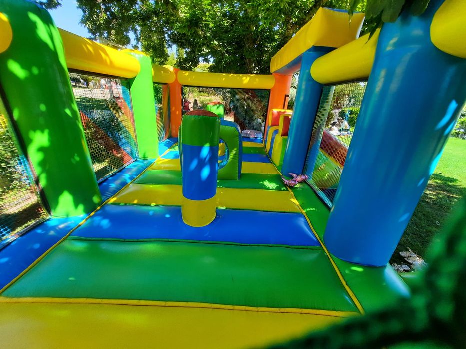 Insuflável alugua-se