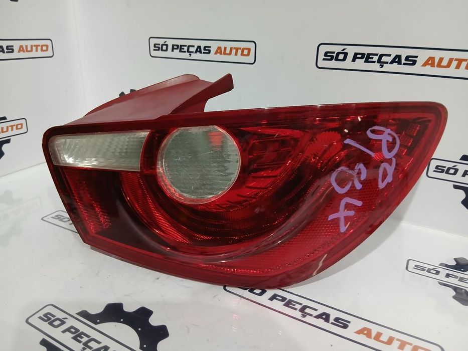 FAROLIM DIREITO PRETO SEAT IBIZA IV 6J5 1.4 ANO: 2008