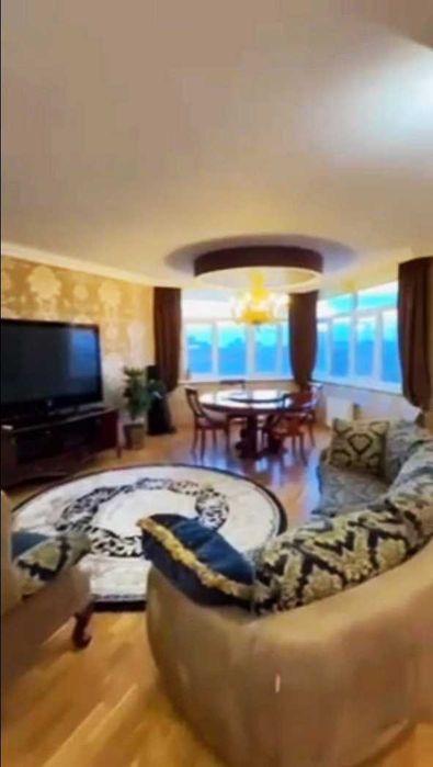 Без комісії.  Продаж 3к. квартири вул. Генадія Воробйова (Курская)13Е.