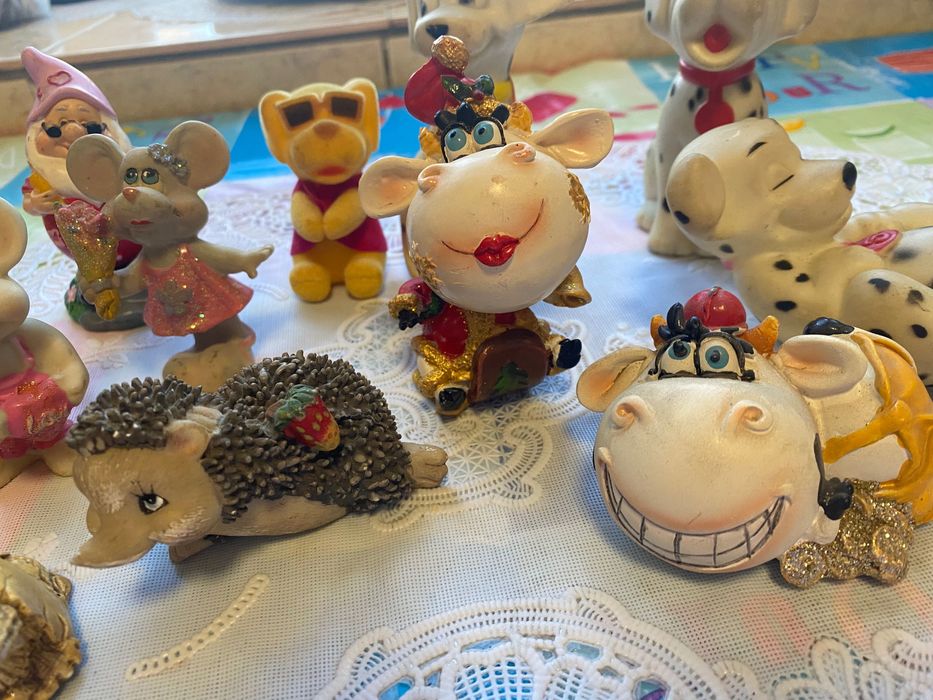 Фігурки кіндер - різні