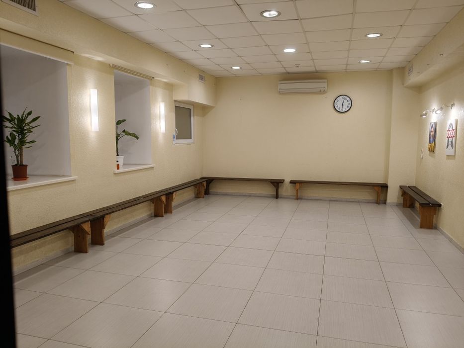 Приміщення зал почасово погодинно центр