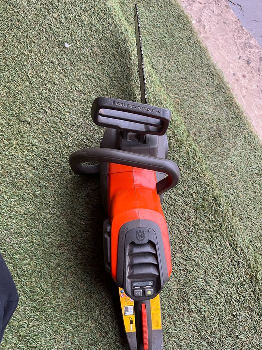 Пила акамуляторна Husqvarna 225i KIT