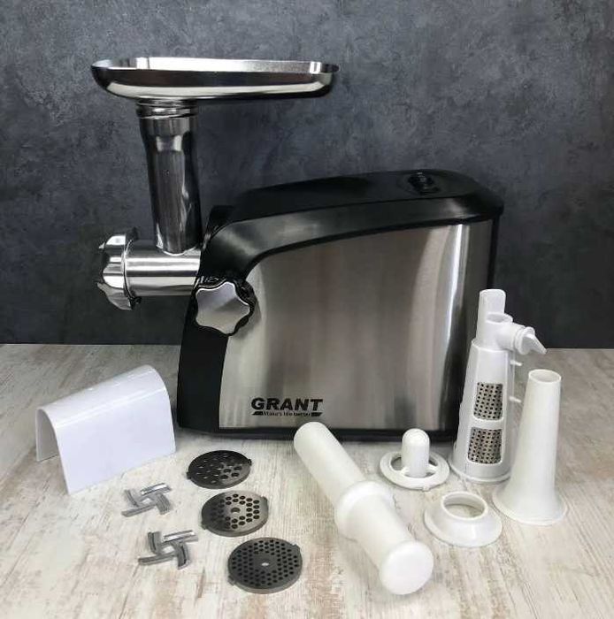 Мощная мясорубка электромясорубка с соковыжималкой 3800ват