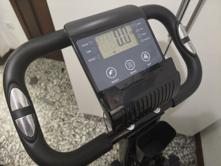 Bicicleta estática como nova