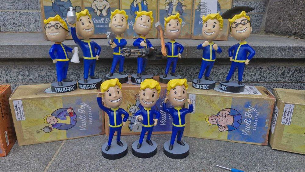Fallout Пупси (Фолаут Poops Vault Boy) Харизма, Ремонт, Сила, Бейсбол