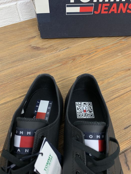 Кеды кроссовки Tommy Hilfiger 46р новые в коробке черные