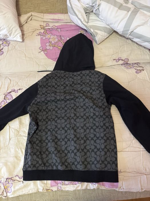 Продам Кофту Coach торг