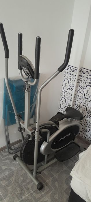 Vendo maquina de exercício como nova64738893324546121