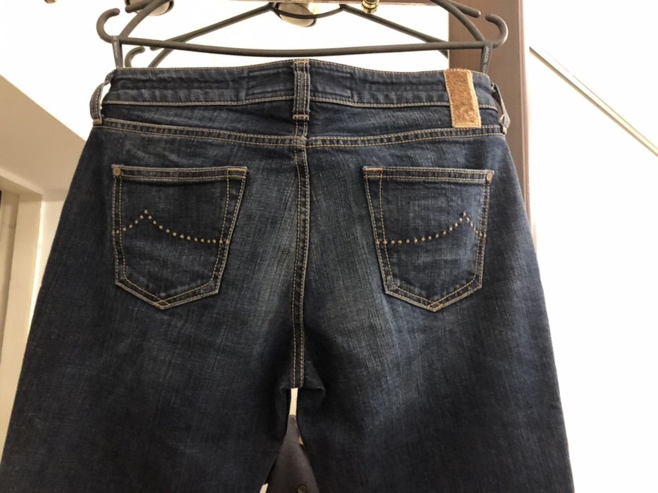 Продам джинсы Jacob Cohen p 30