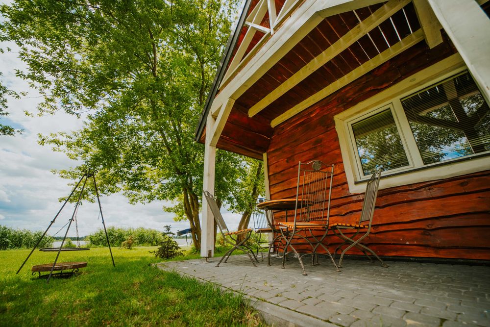 DOMKI Na Kawalerski- Panieński - WARSZAWA- Bez Ciszy Nocnej -  Jezioro