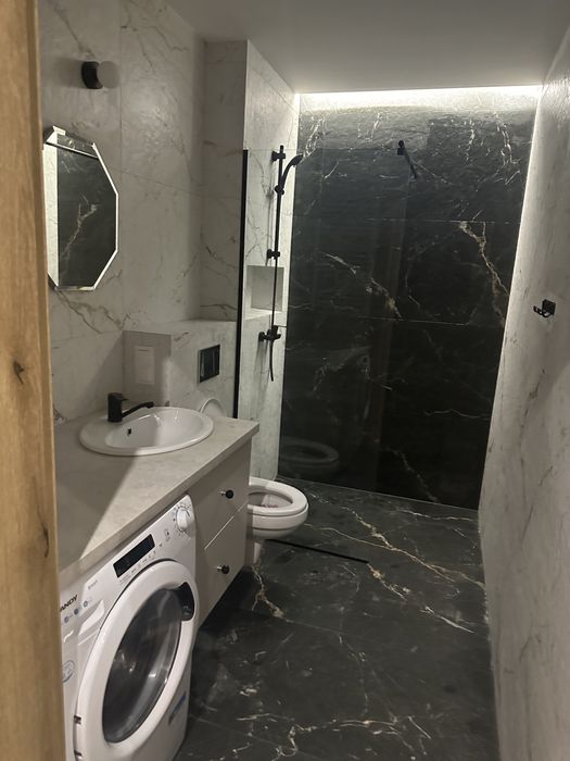 Wynajmę luksusowy apartament – další