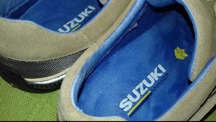 Sapatos tenis 41/42 marca Suzuki moto GP /como novos