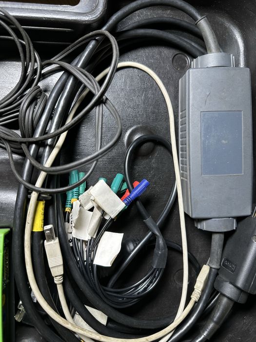 Діагностувальний сканер Bosch KTS 520