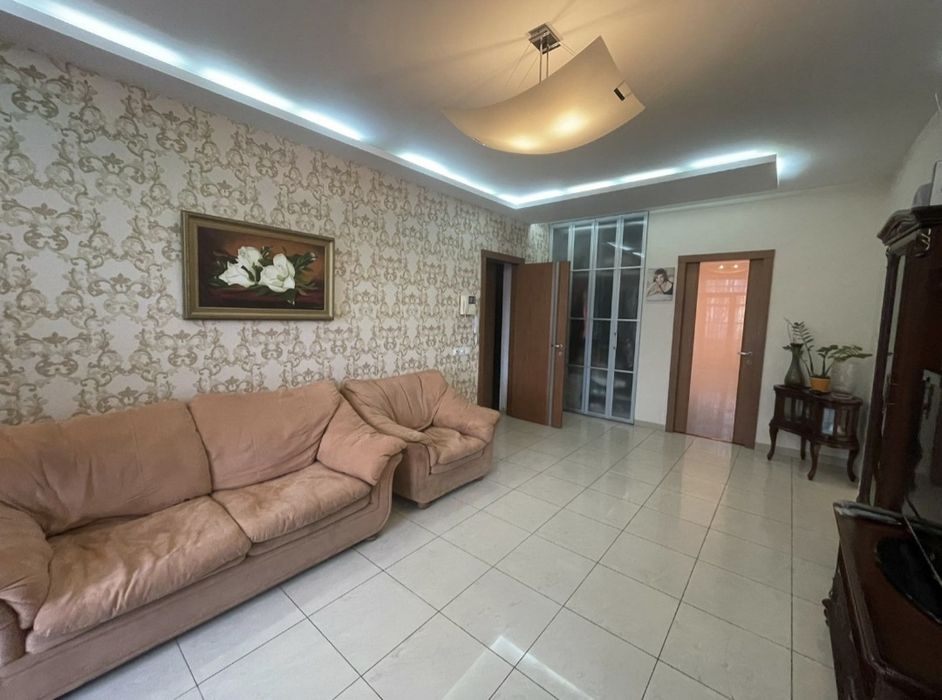 Продажа 3ой квартиры в Вознесеновском р-не (пр. Маяковского)