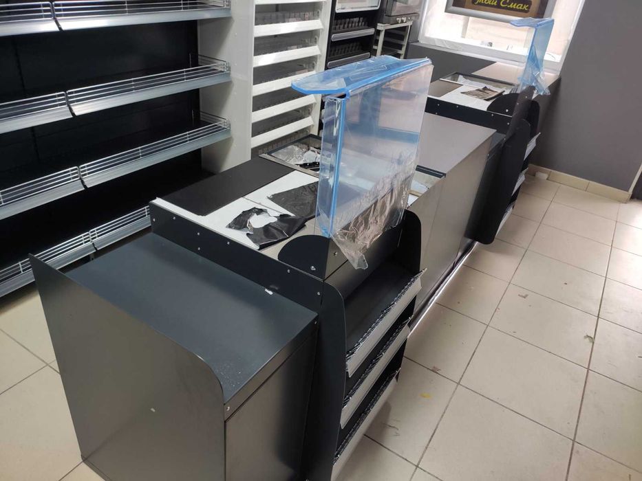 Касса для продавца из ДСП, кассовый бокс, место кассира - в наличии