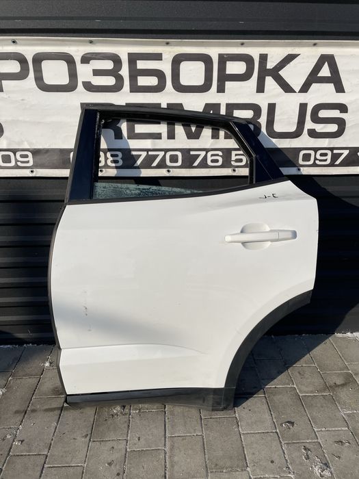 Двері задні ліві Jaguar E-pace Ягуар Е пейс