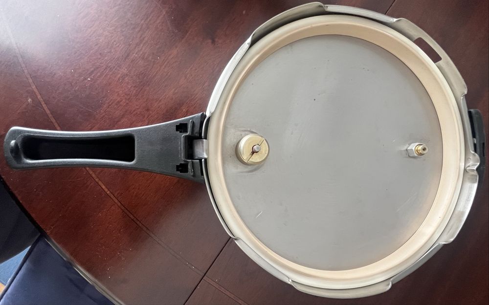 Panela de Pressão Suprema de 7 litros