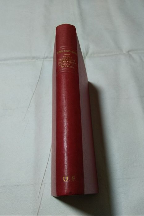 Cours Théorique et Pratique d' Éducation Physique