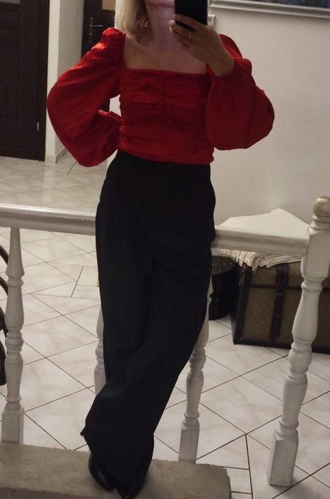 Top z bufiastymi rękawami Vero Moda rozmiar M