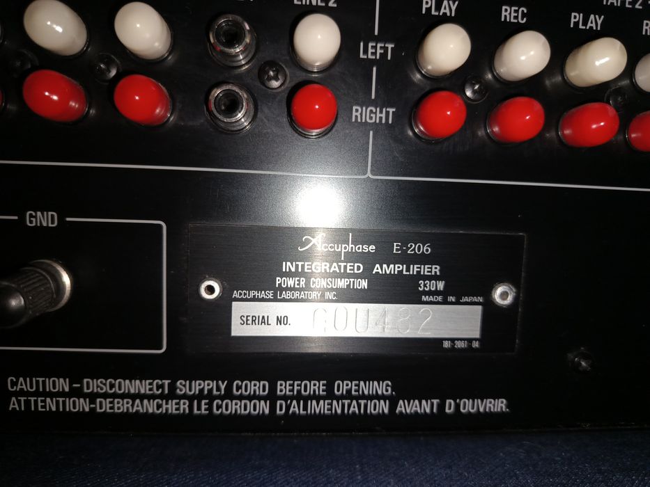 Продам Интегральный усилитель   Accuphase E-206