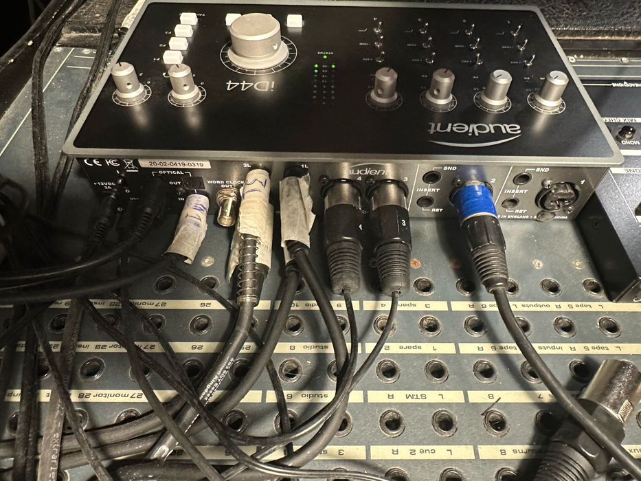 Audient ID44 interface de áudio