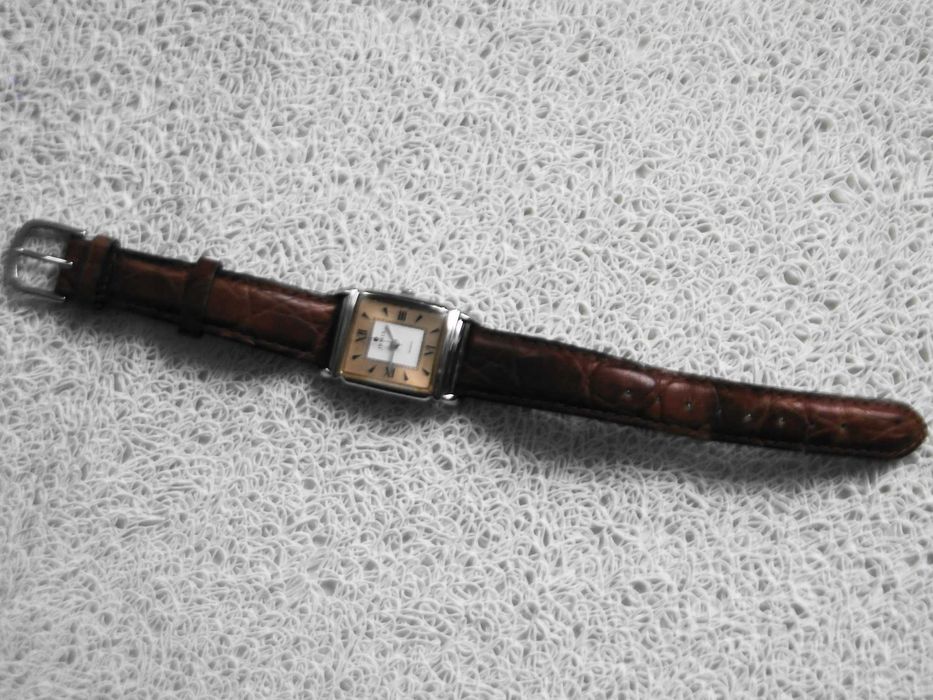 Elegancki zegarek kwarcowy