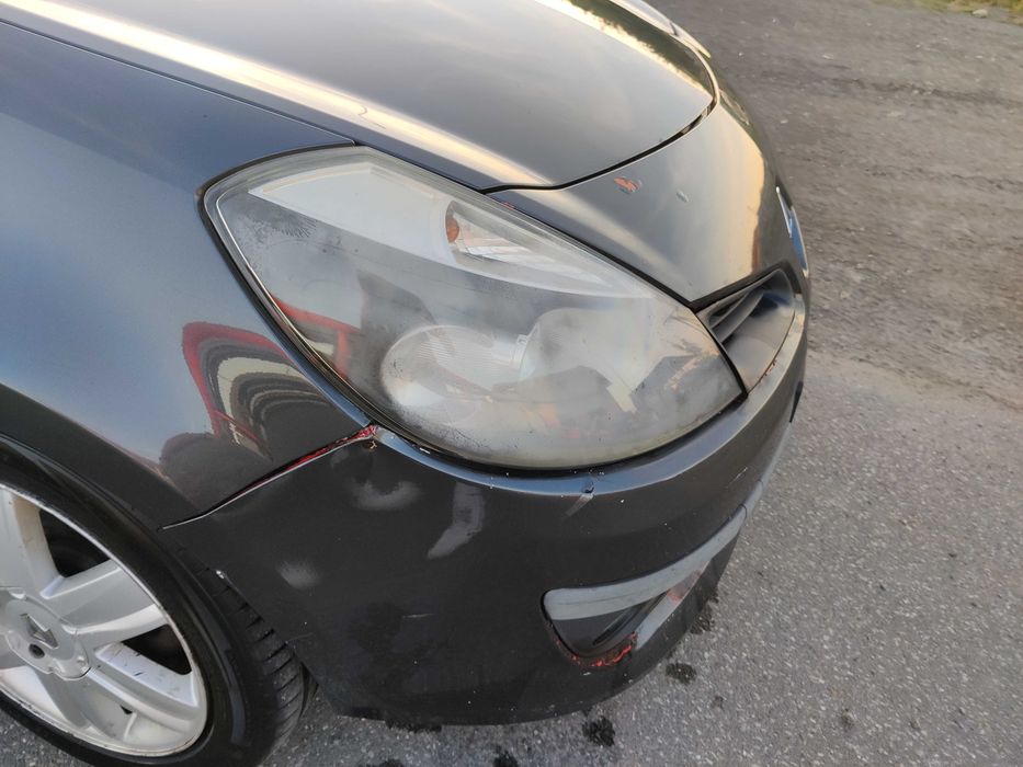 Samochód Renault Clio