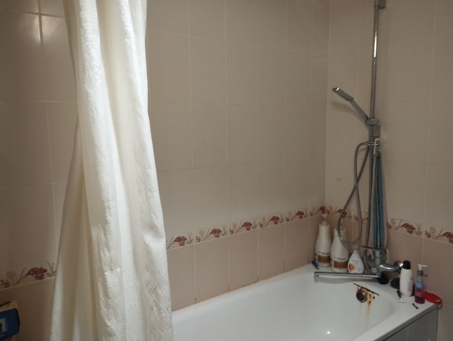 Продам дом Змиев(Е-оселя)