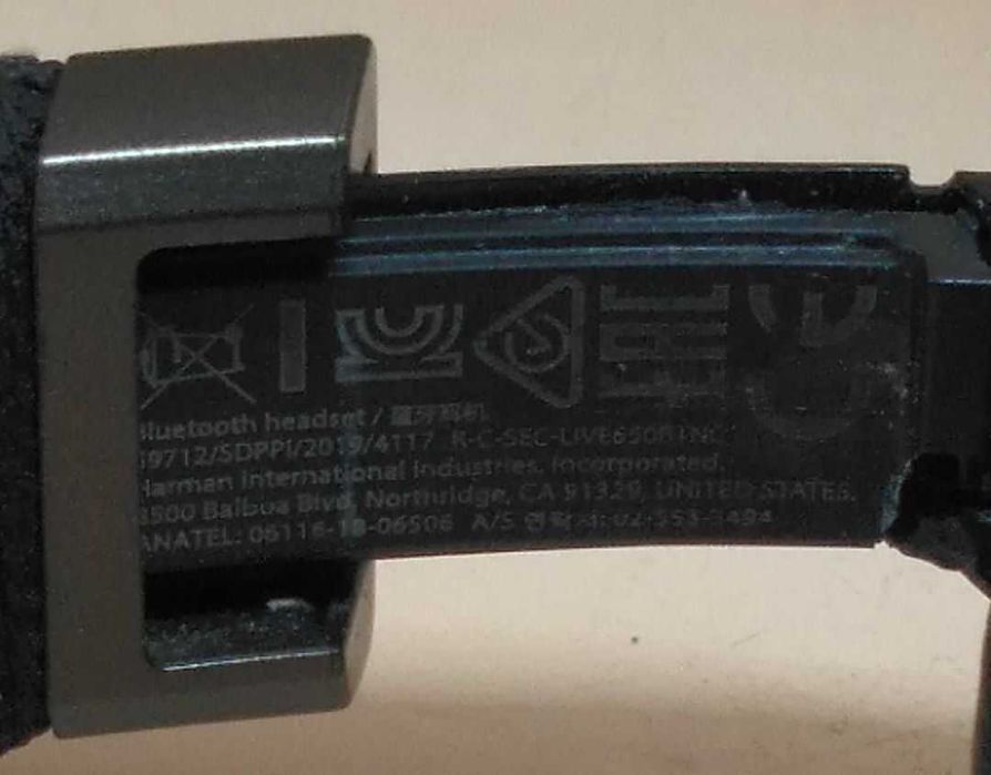 Навушники накладні JBL LIVE 650 BT NC