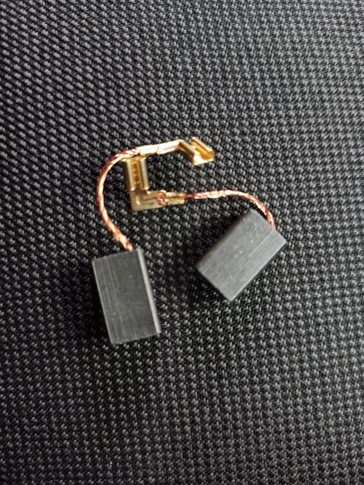 Щітки до електроінструменту