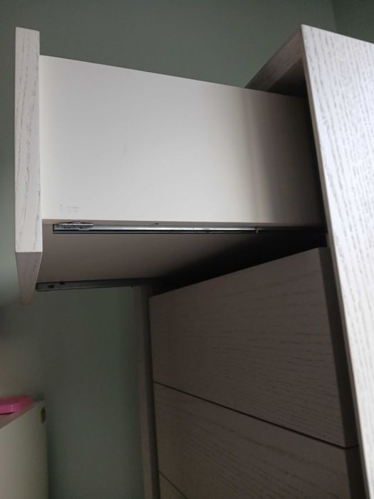 Cama casal com colchão, mesas cabeceira e cómoda - Octosólido