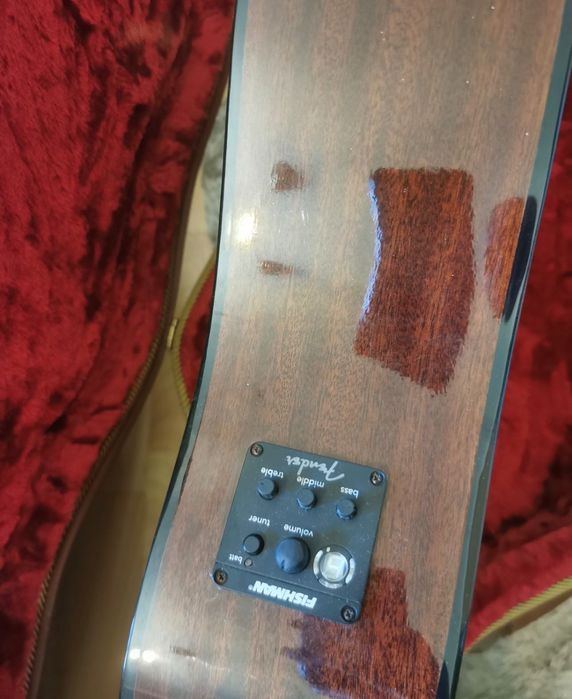 Guitarra acústica fender