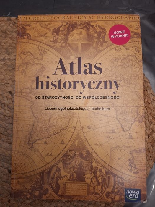 Atlas historyczny LO I Technikum.