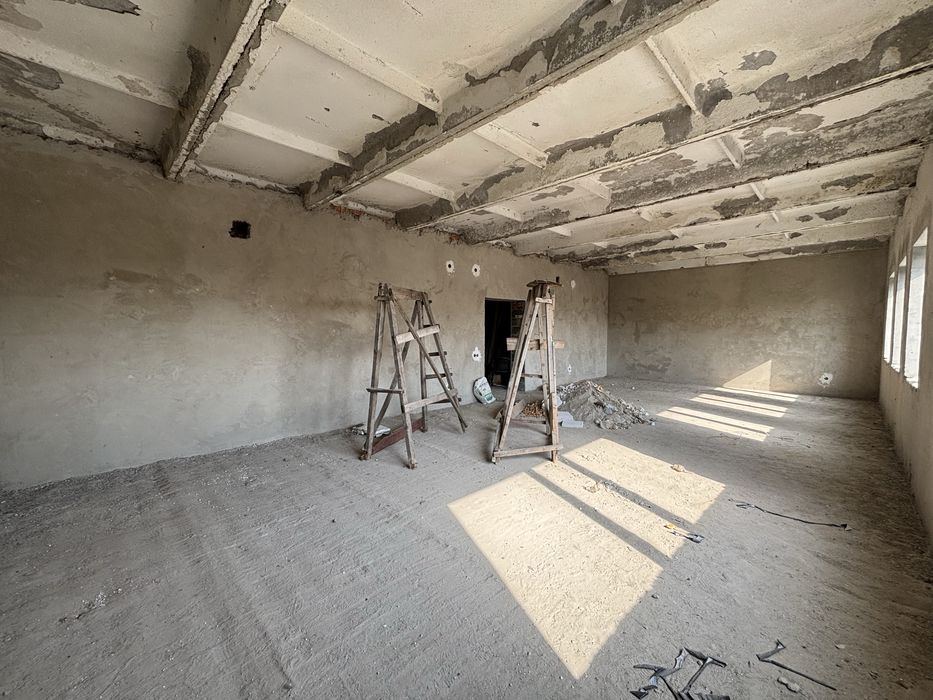 Продаж комерційного приміщення 300 м². Тисмениця. Бізнес. Мед. Центр