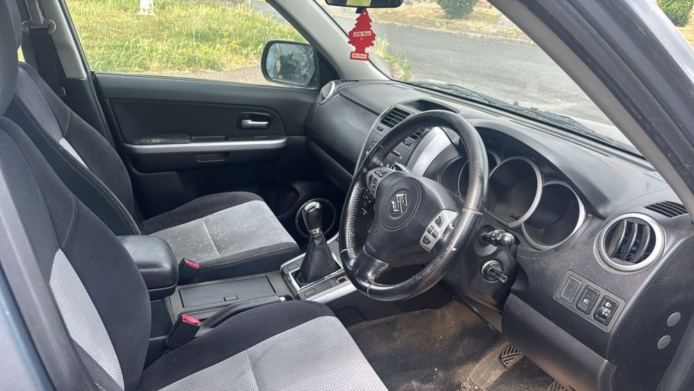 Авто Сузукі гранд вітара