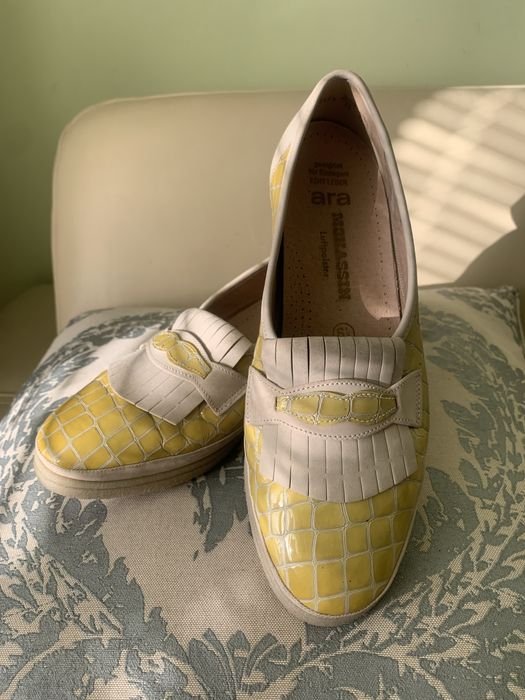 Damskie skórzane buty. Firma Ara.