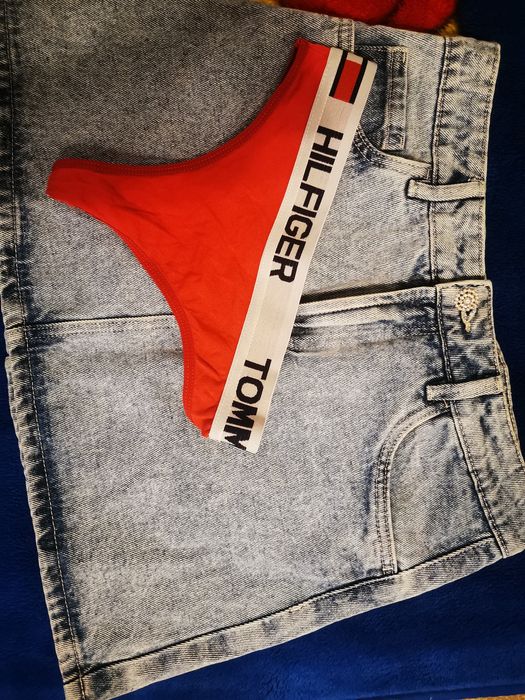 stringi tomy hilfiger czerwone s