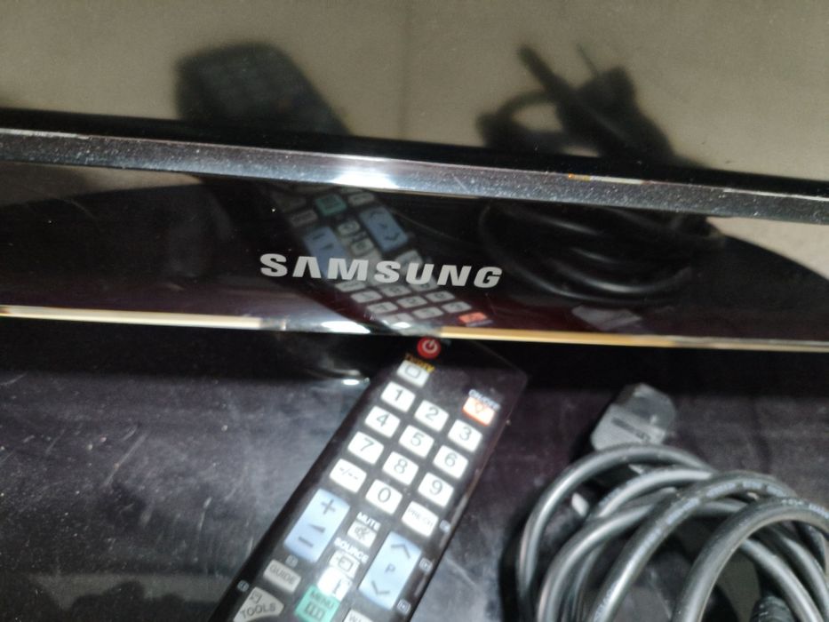 TV Grundig 110 cm