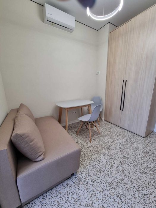 Продаж гарної квартири студії на Бочарова