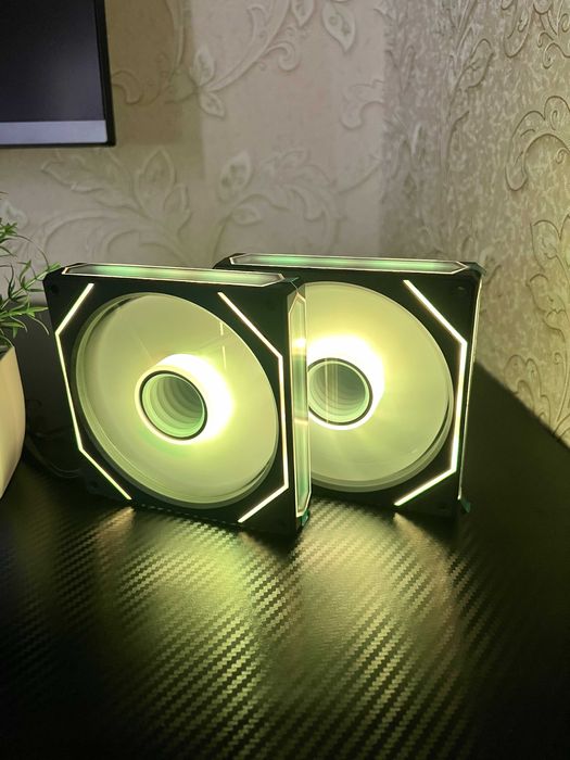 Корпусные вентиляторы Upsiren UF-4 Prism 6 Pro (Regular/Reversed)